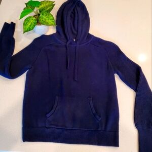 Hooded pullover sweater